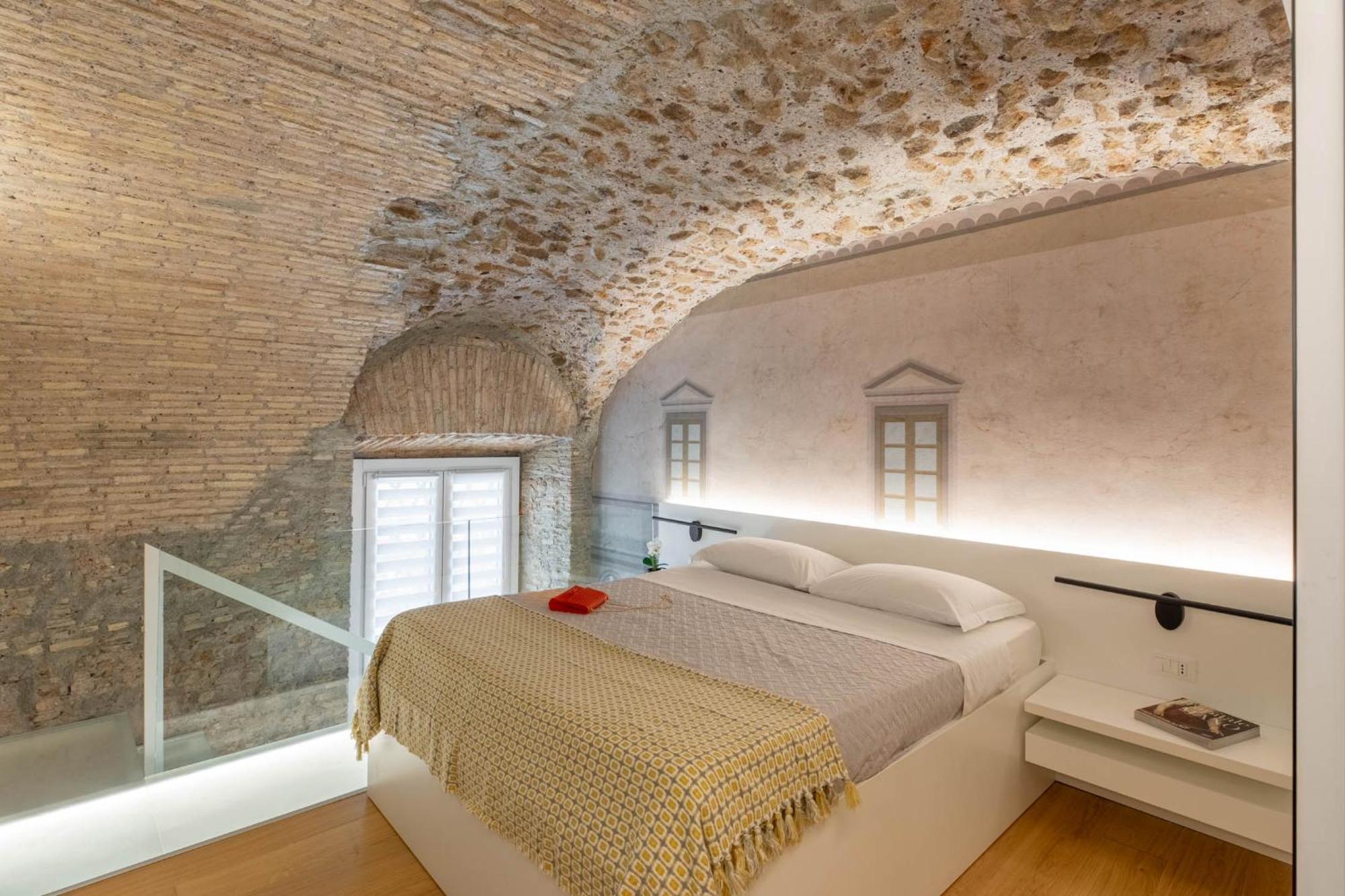 Iflat Glass And Stone Loft Apartment โรม ภายนอก รูปภาพ